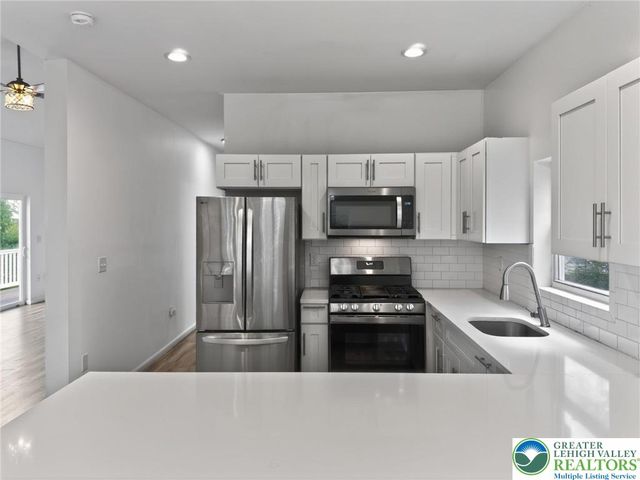 2 Elm Street, Mount Pocono Boro, PA 18344