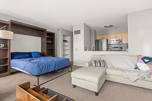512 N Mcclurg Court 3803, Chicago, IL 60611