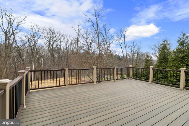 49 LANGSTOON LN, Media, PA 19063