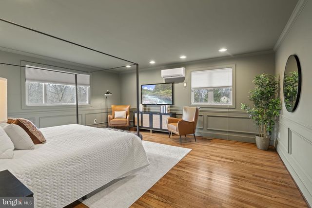 49 LANGSTOON LN, Media, PA 19063