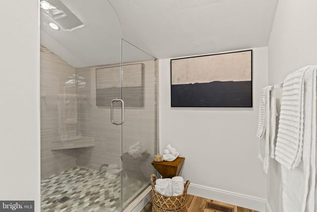 49 LANGSTOON LN, Media, PA 19063