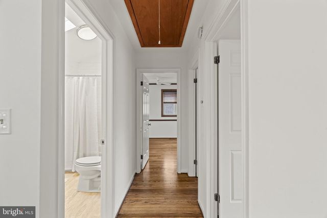 49 LANGSTOON LN, Media, PA 19063