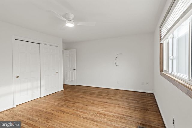 49 LANGSTOON LN, Media, PA 19063