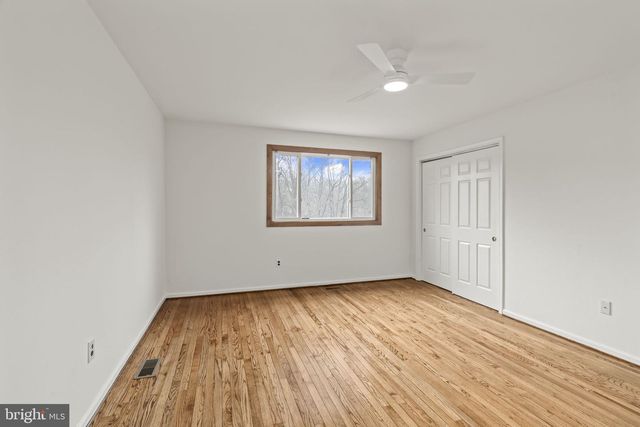 49 LANGSTOON LN, Media, PA 19063