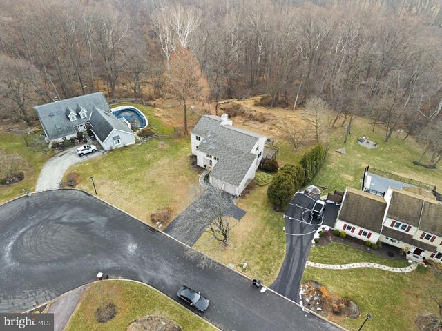 49 LANGSTOON LN, Media, PA 19063