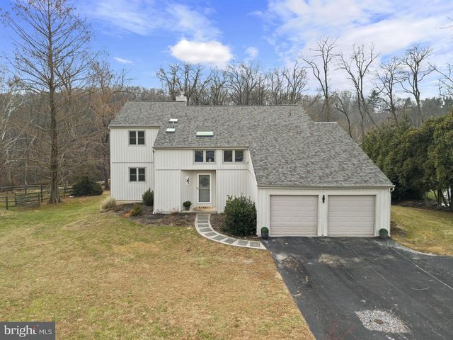 49 LANGSTOON LN, Media, PA 19063