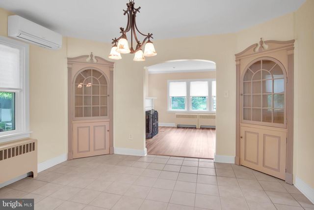 4004 ASH ST, Harrisburg, PA 17109