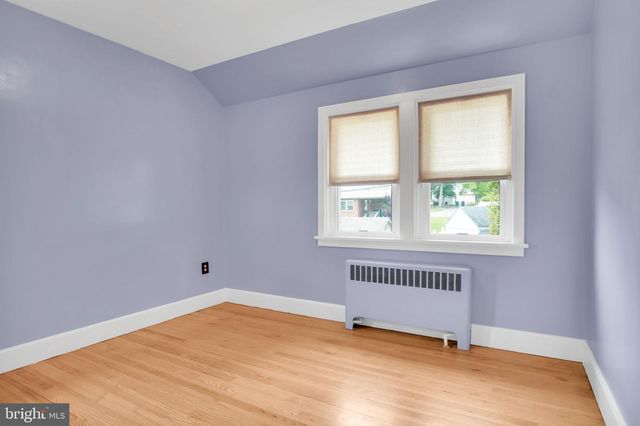 4004 ASH ST, Harrisburg, PA 17109