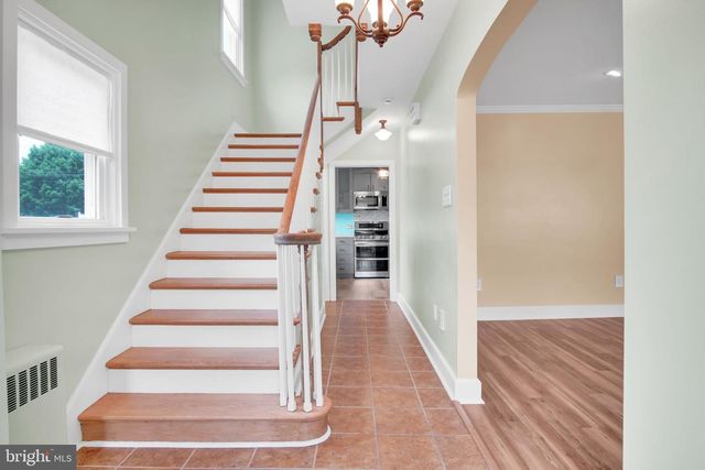 4004 ASH ST, Harrisburg, PA 17109