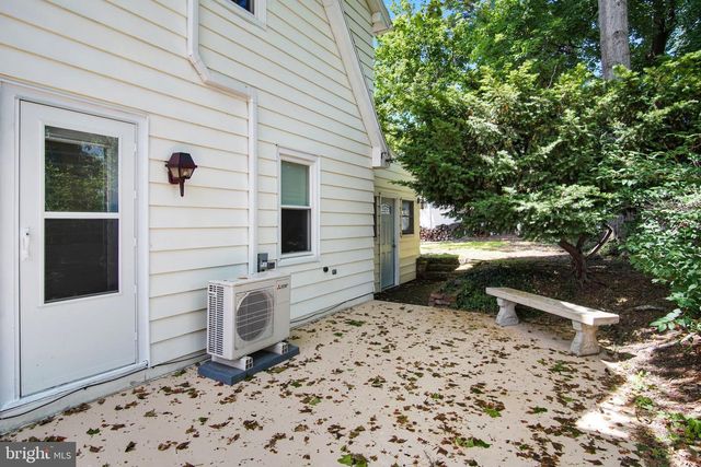 4004 ASH ST, Harrisburg, PA 17109
