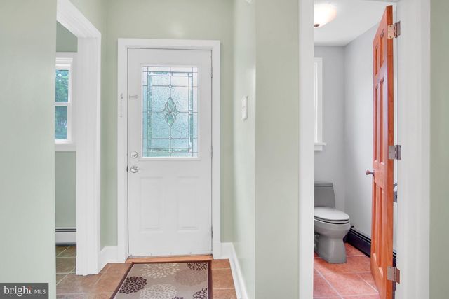 4004 ASH ST, Harrisburg, PA 17109