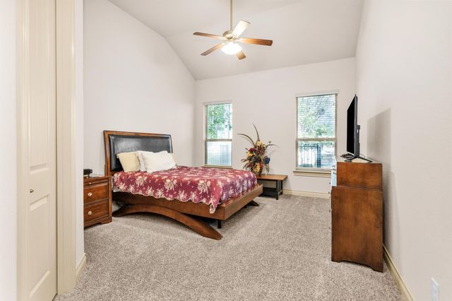 29 Highland Point Drive, Montgomery, TX 77356