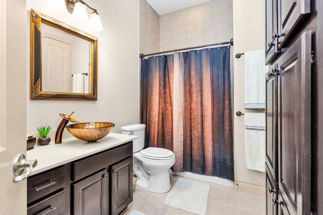 29 Highland Point Drive, Montgomery, TX 77356