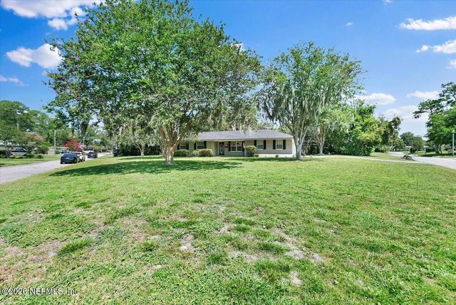 560 MANDALAY Road, Jacksonville, FL 32216