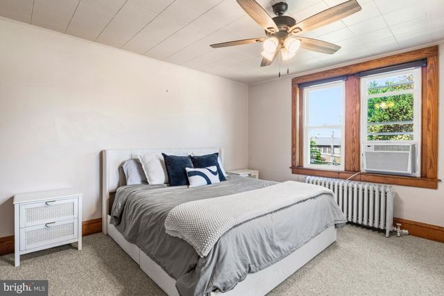 705 E WALNUT ST, North Wales, PA 19454