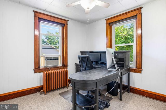 705 E WALNUT ST, North Wales, PA 19454
