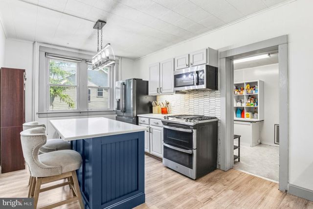 705 E WALNUT ST, North Wales, PA 19454