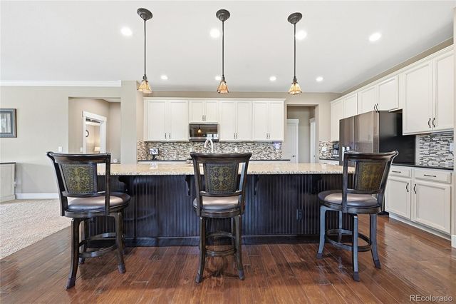 7961 S Flat Rock Way, Aurora, CO 80016