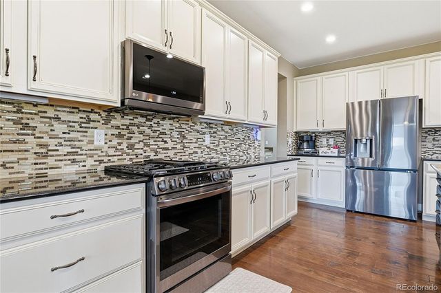 7961 S Flat Rock Way, Aurora, CO 80016