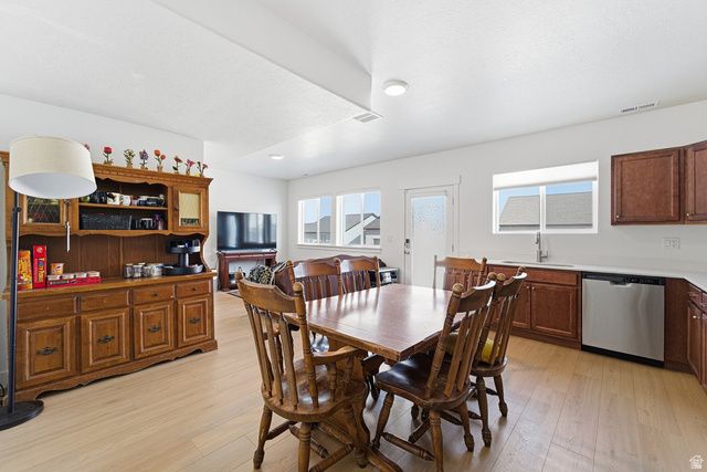 682 BENEDICT DR, Saratoga Springs, UT 84045