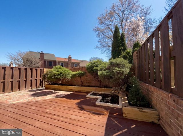 645 N ARMISTEAD ST, Alexandria, VA 22312