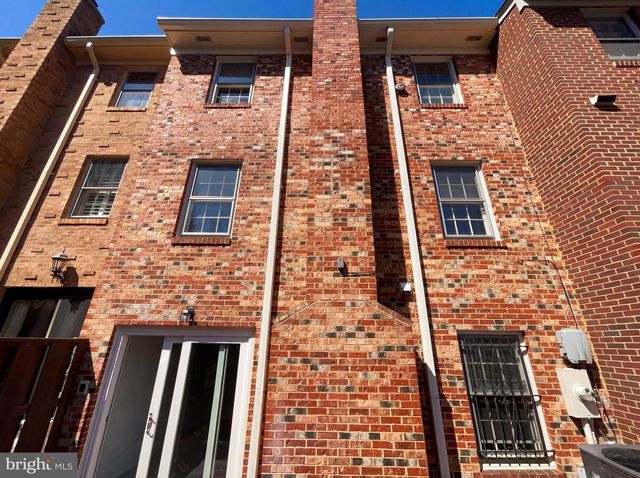 645 N ARMISTEAD ST, Alexandria, VA 22312