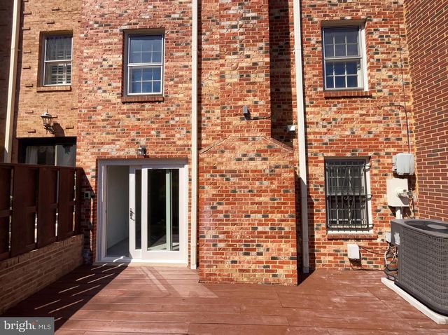 645 N ARMISTEAD ST, Alexandria, VA 22312