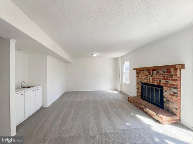 645 N ARMISTEAD ST, Alexandria, VA 22312