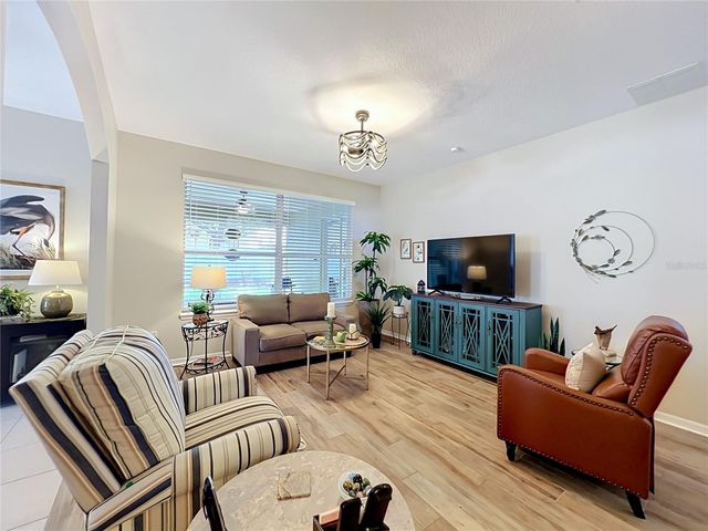 527 AZALEA BLOOM DRIVE, Apopka, FL 32712