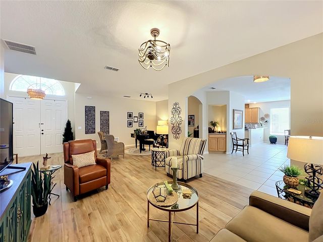 527 AZALEA BLOOM DRIVE, Apopka, FL 32712