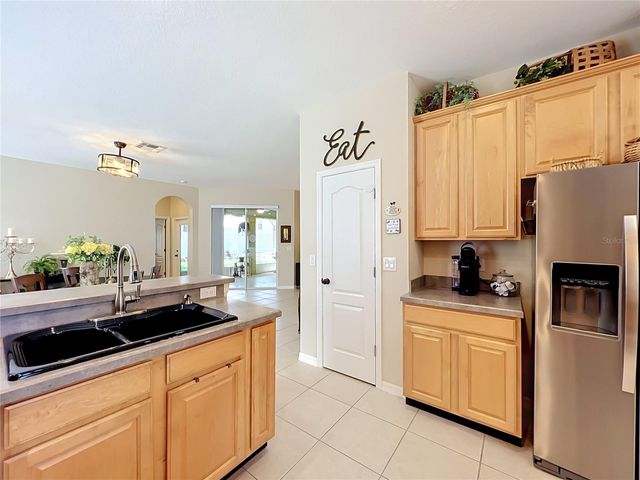 527 AZALEA BLOOM DRIVE, Apopka, FL 32712