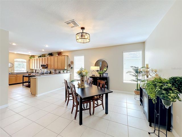 527 AZALEA BLOOM DRIVE, Apopka, FL 32712