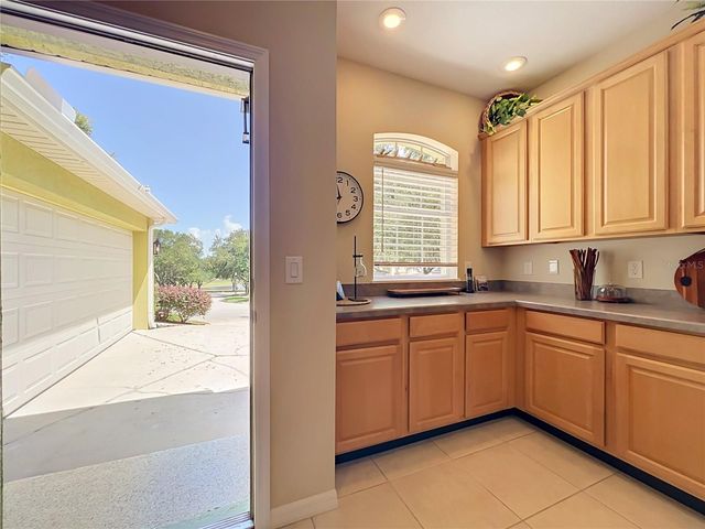 527 AZALEA BLOOM DRIVE, Apopka, FL 32712