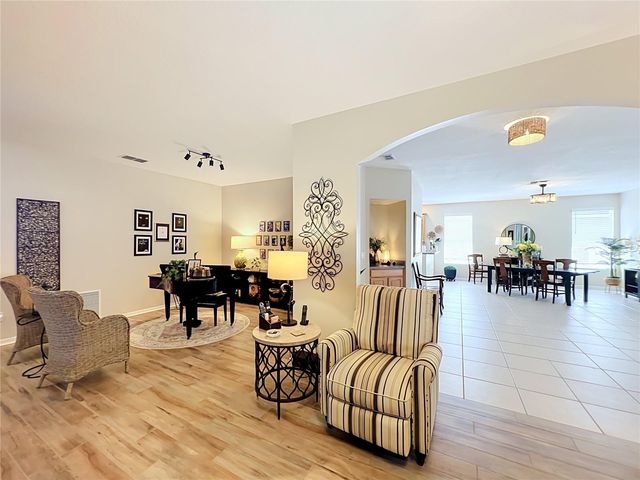 527 AZALEA BLOOM DRIVE, Apopka, FL 32712
