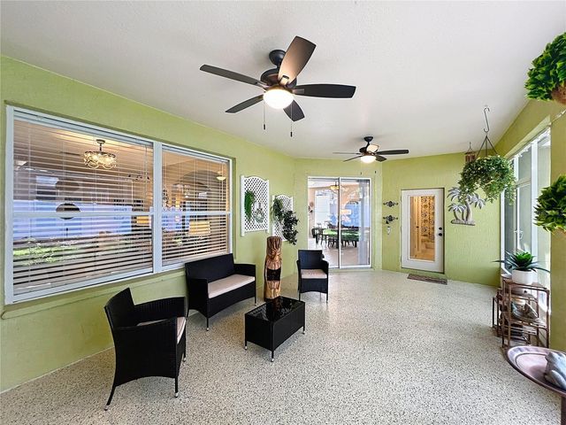 527 AZALEA BLOOM DRIVE, Apopka, FL 32712