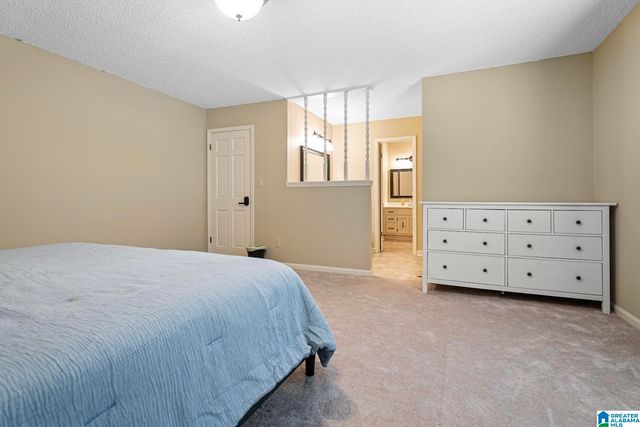 1439 CABIN HILL ROAD, Birmingham, AL 35235