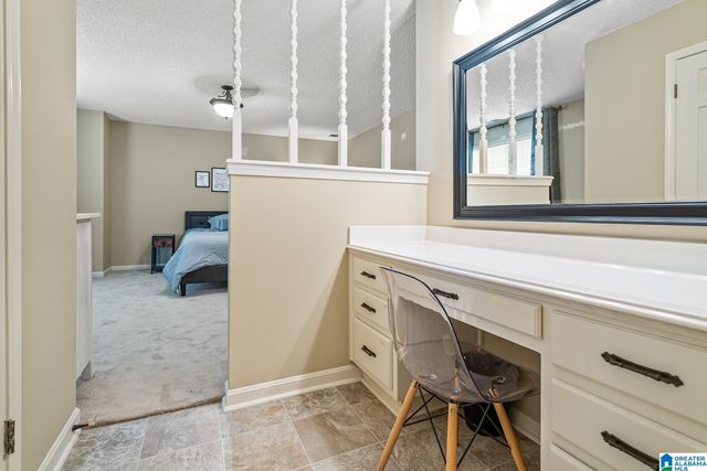 1439 CABIN HILL ROAD, Birmingham, AL 35235