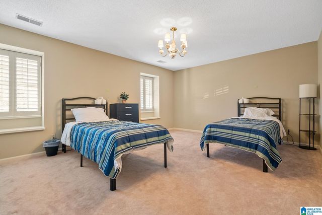 1439 CABIN HILL ROAD, Birmingham, AL 35235