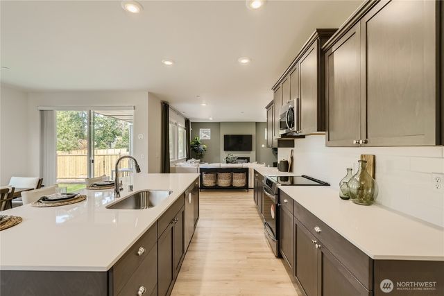 6140 Crestner Drive SW, Port Orchard, WA 98367