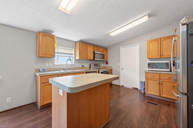 494 Road 5202, Cleveland, TX 77327