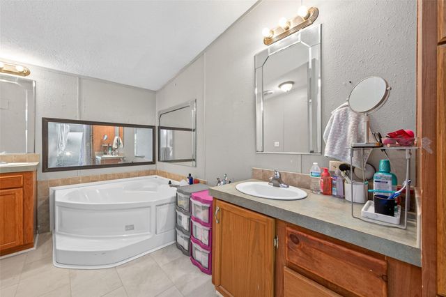 494 Road 5202, Cleveland, TX 77327