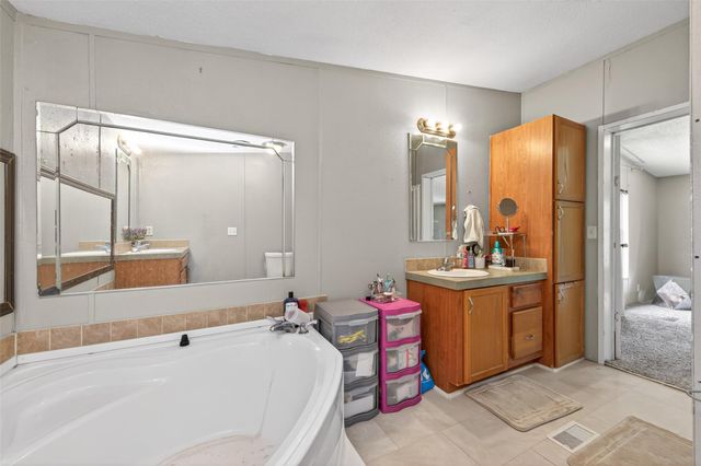 494 Road 5202, Cleveland, TX 77327