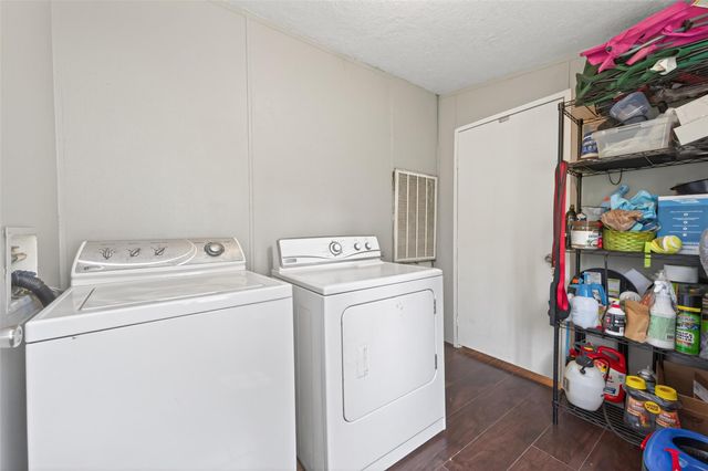 494 Road 5202, Cleveland, TX 77327