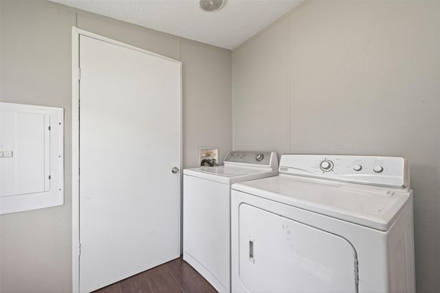 494 Road 5202, Cleveland, TX 77327