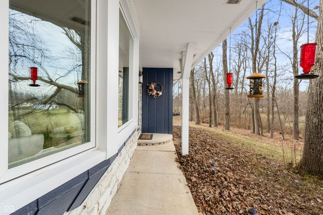 2579 E 400 N, Whiteland, IN 46184