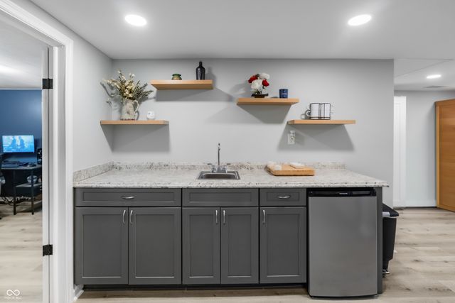 2579 E 400 N, Whiteland, IN 46184