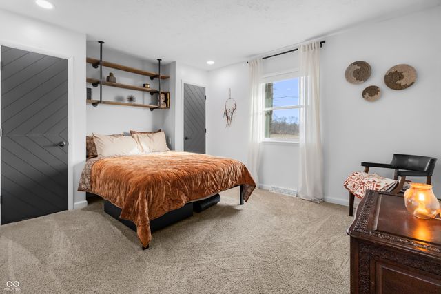 2579 E 400 N, Whiteland, IN 46184