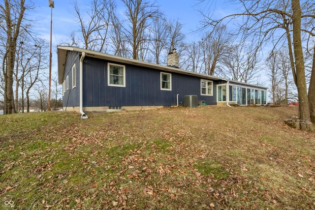 2579 E 400 N, Whiteland, IN 46184