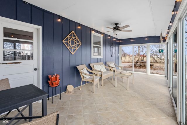 2579 E 400 N, Whiteland, IN 46184