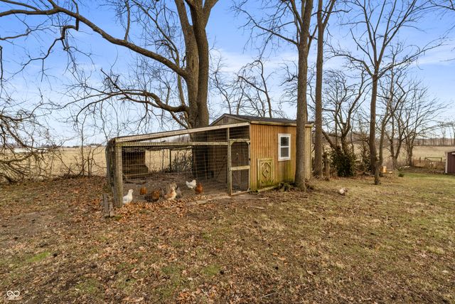 2579 E 400 N, Whiteland, IN 46184